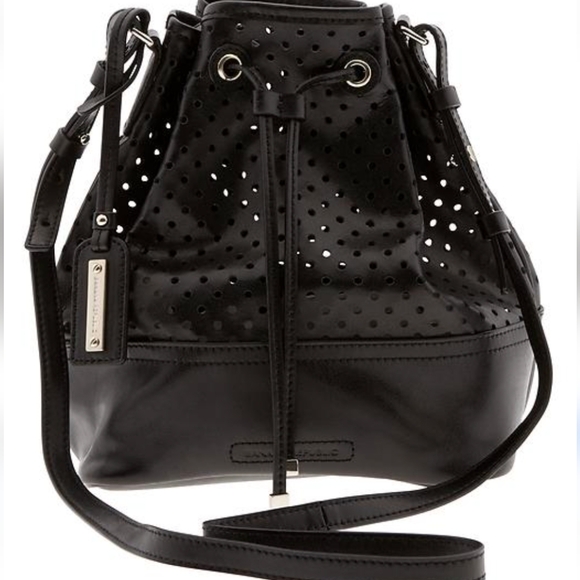 Banana Republic Handbags - Banana Republic Dahlia Drawstring Bag